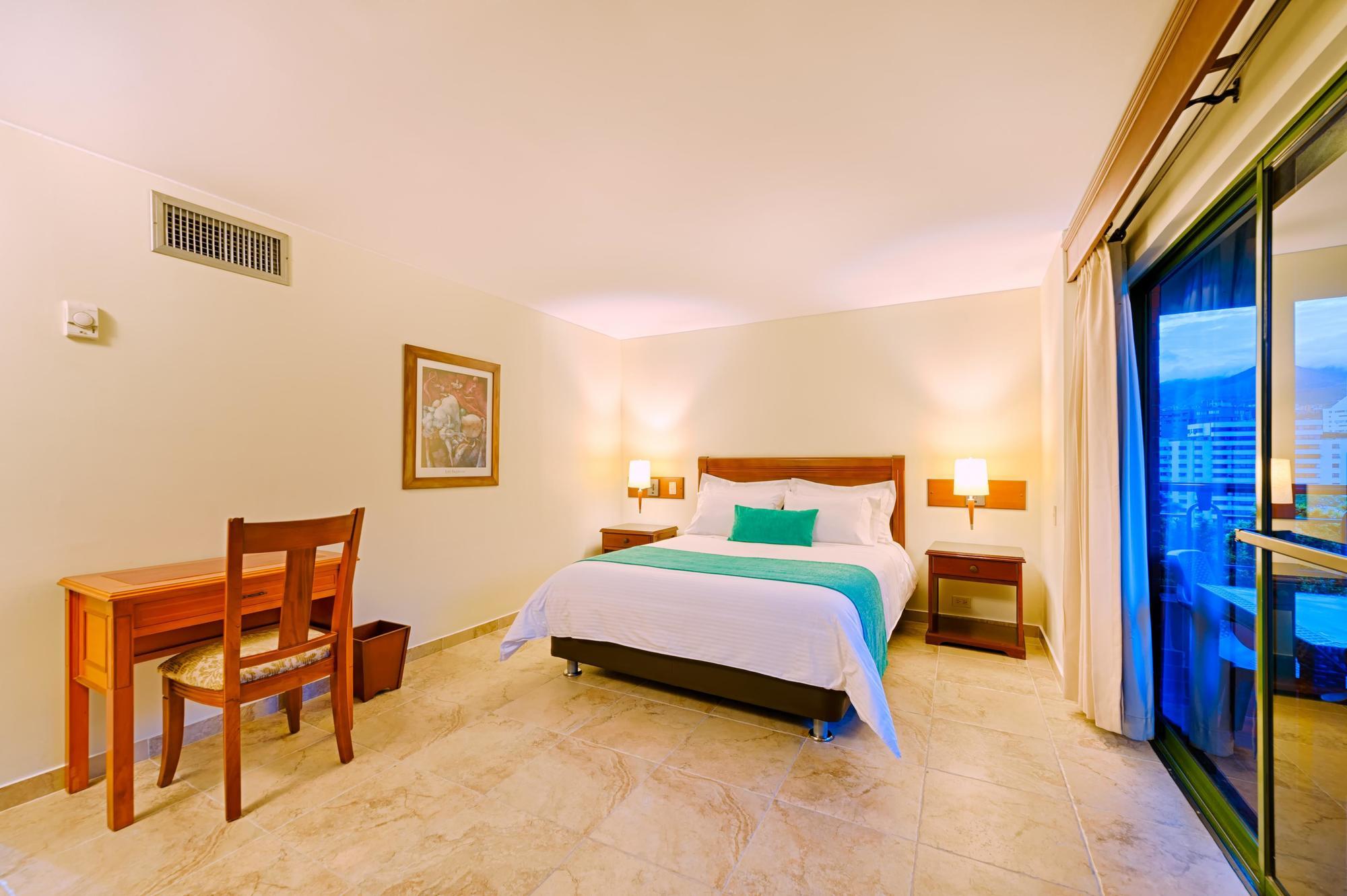 Obelisco Hotel 4*